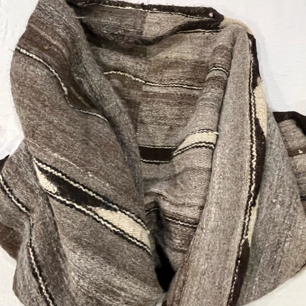 100% Alpaca Wool Handmade Heavyweight Poncho